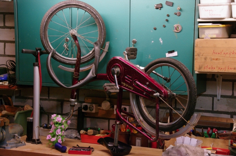 bd13ketting3.JPG - 3.13 Annie motivatie: Ik zal proberen om de fiets zelf te repareren. Het reparatiesetje heb ik al dus het zal wel lukken.