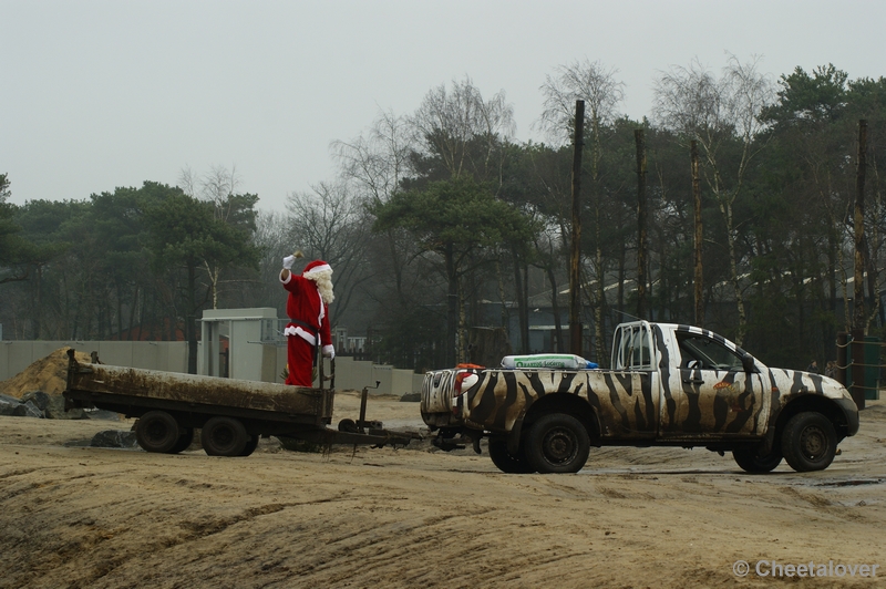 _DSC0057.JPG - Kerstdiner voor de wilde dieren in Safaripark Beekse Bergen