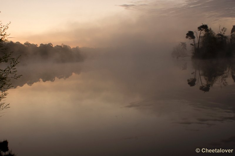 _DSC2165.JPG - Zonsopkomst aan de Oisterwijkse Vennen en Plassen'Voorste Goorven'