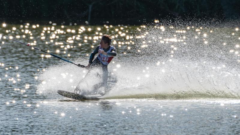 DSC_7663.jpg - EK waterski