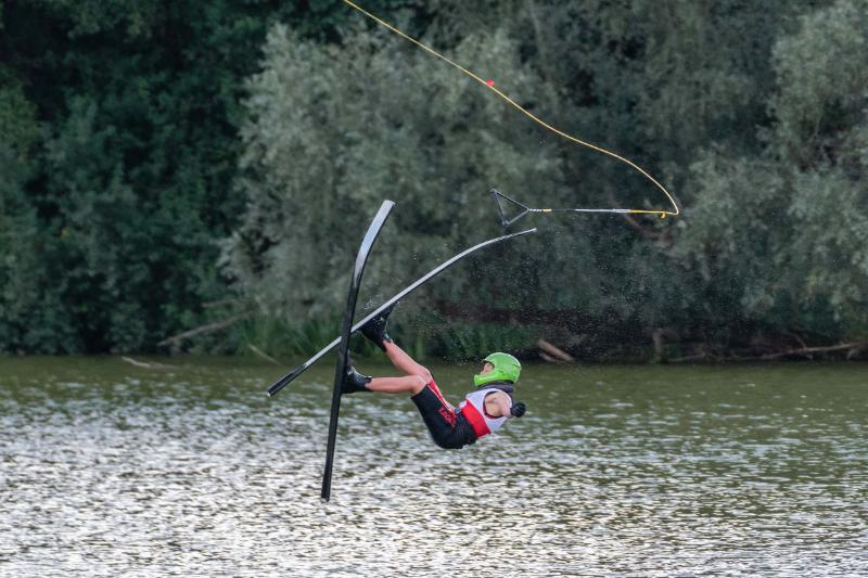 DSC_8778.jpg - EK waterski