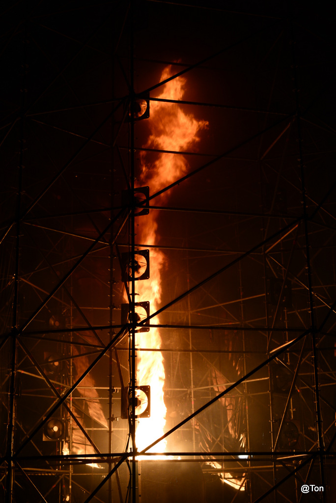 DSC_6499.JPG - Large fire Tornado